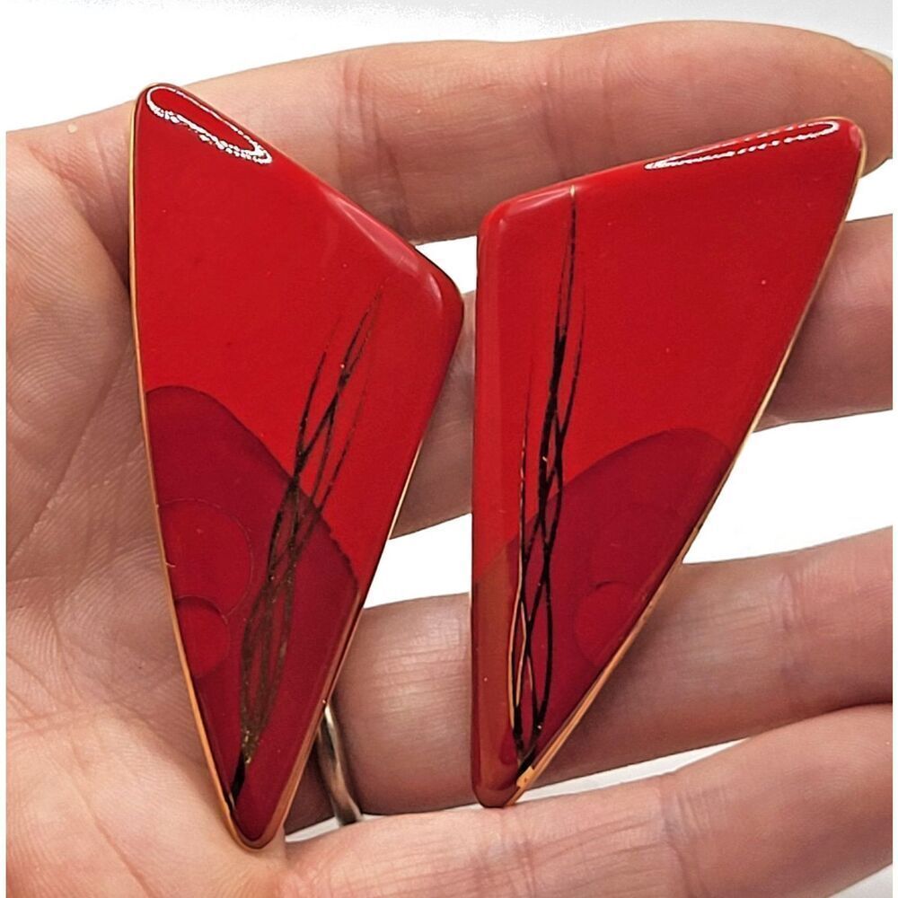 Vintage 80s Ceramic Red Triangular Earrings Gold Flakes 2in